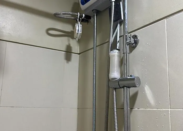 One Bedroom Near Moa *